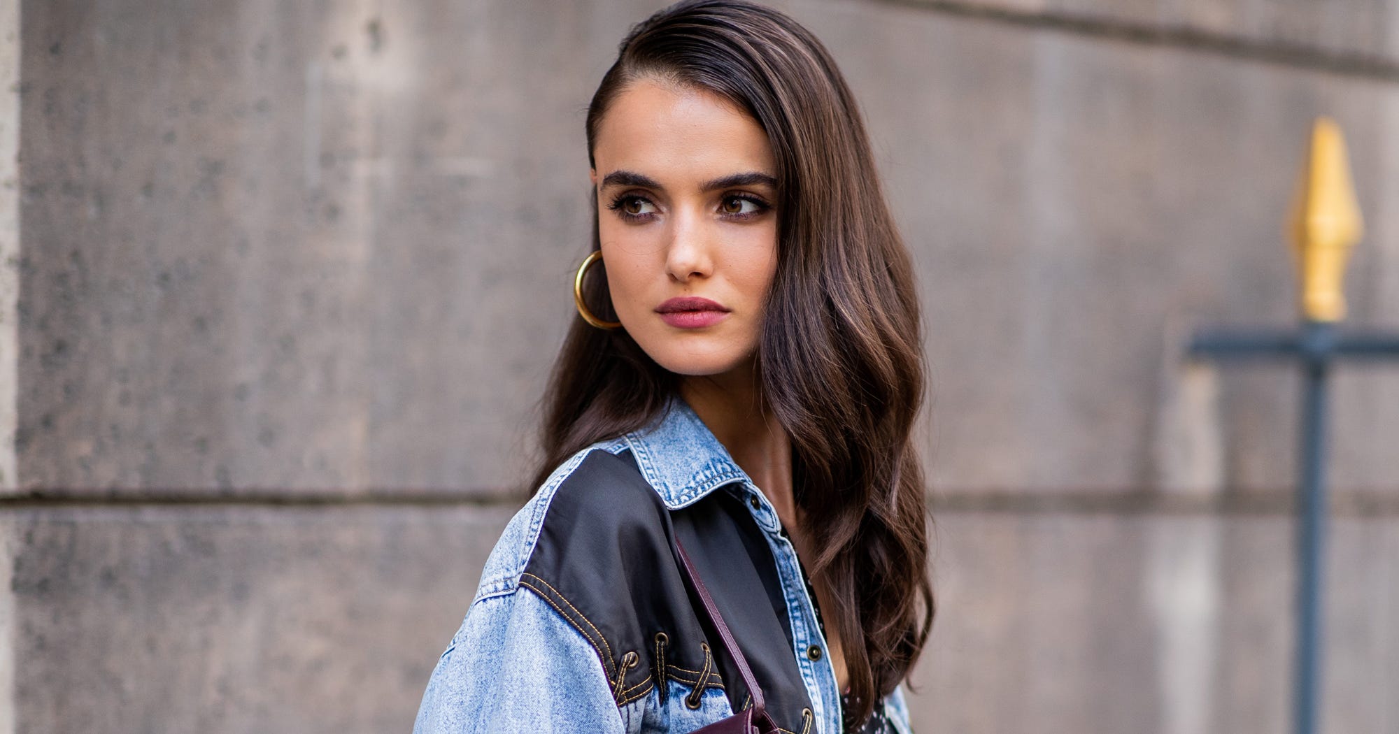 Best Hair Shine Products To Get A Shiny & Glossy Look