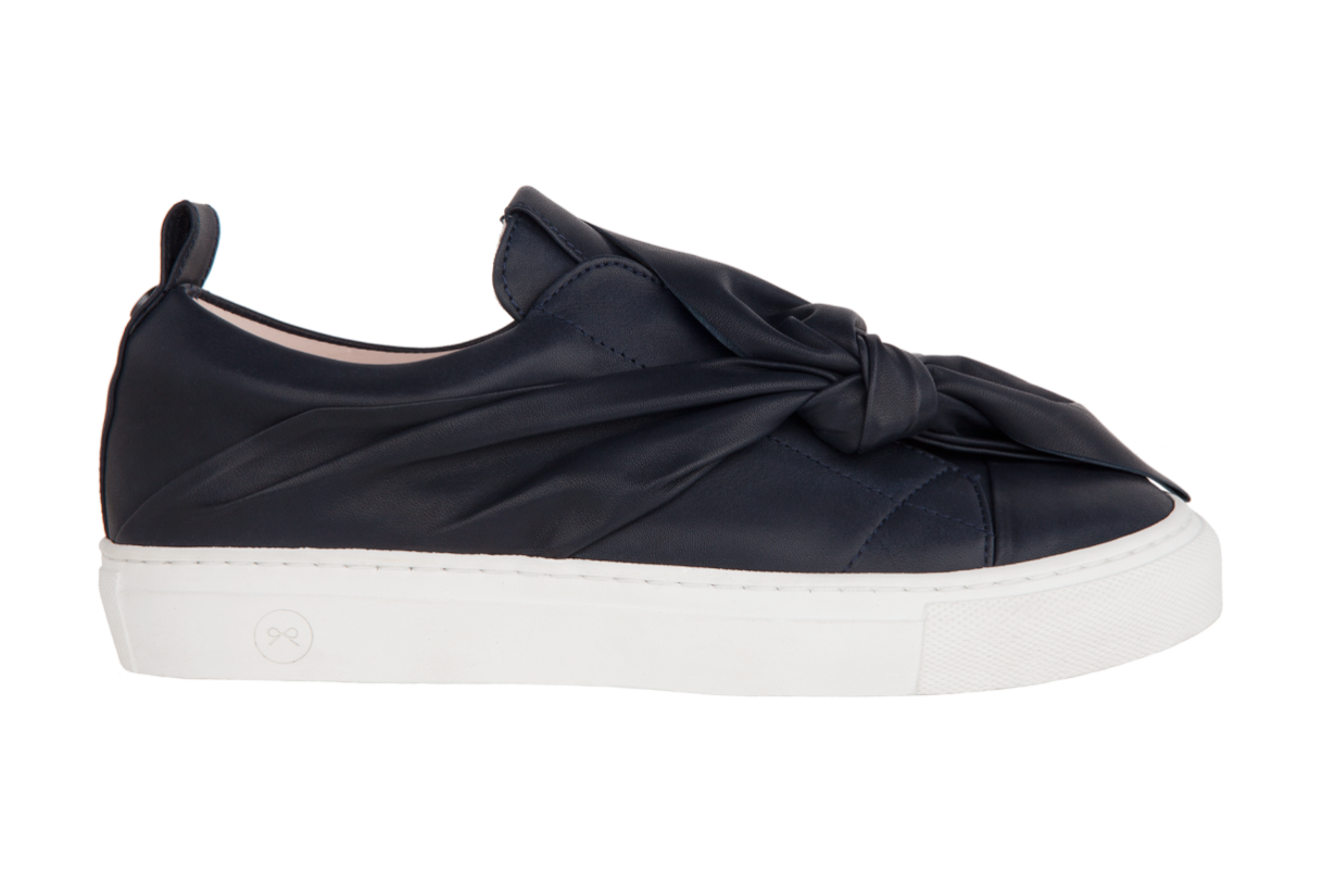 20 Dressed-Up Sneakers For Lazy Girls - Main Image