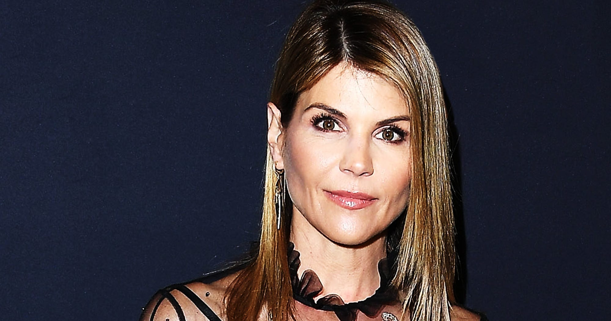 Lori Loughlin First Court Appearance Signed Autographs - Lori Loughlin’s Most Elegant Public Appearances