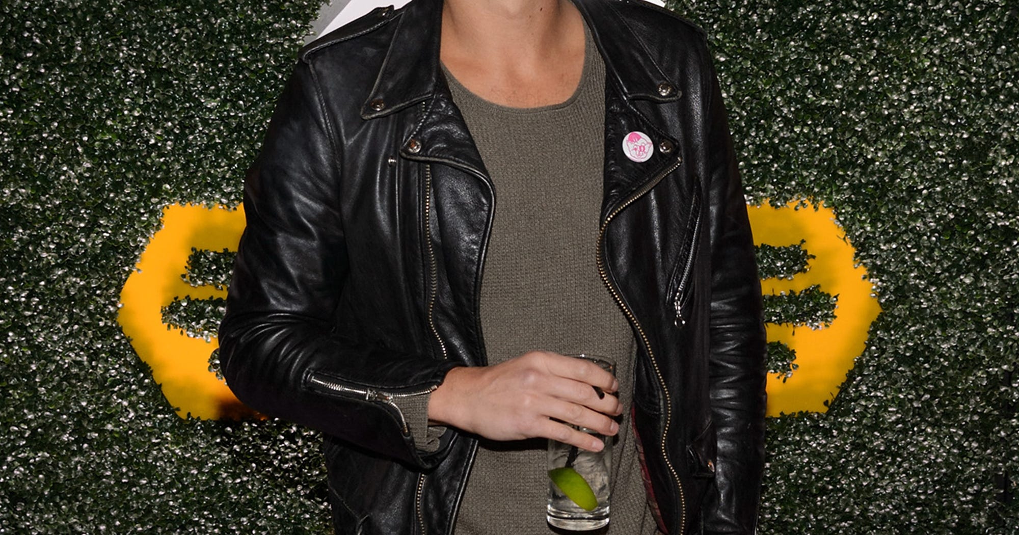 Wells Adams Launches Podcast With Stephanie Pratt(02)