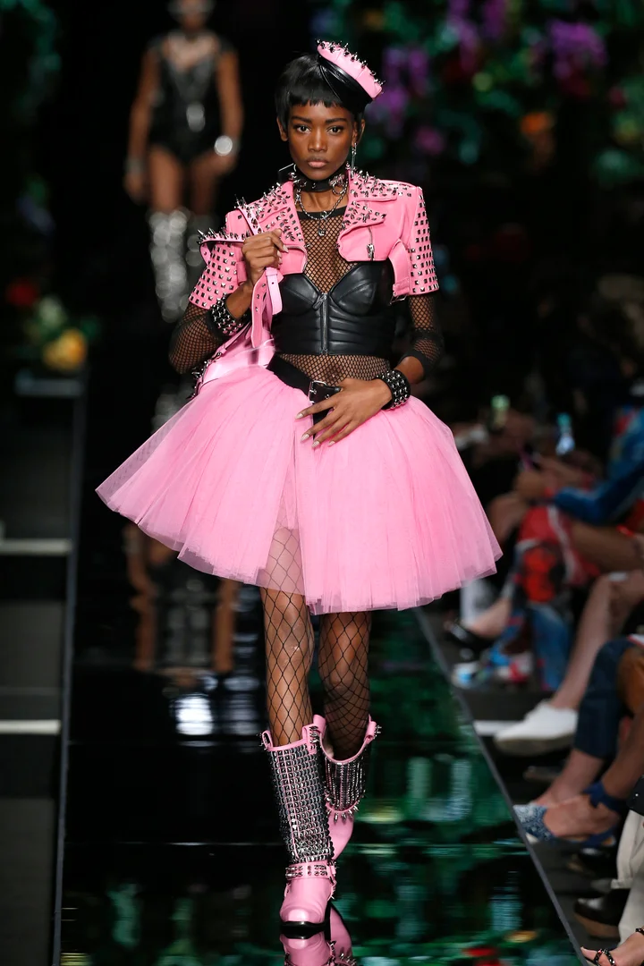 Moschino MFW Spring 2018 Show Review