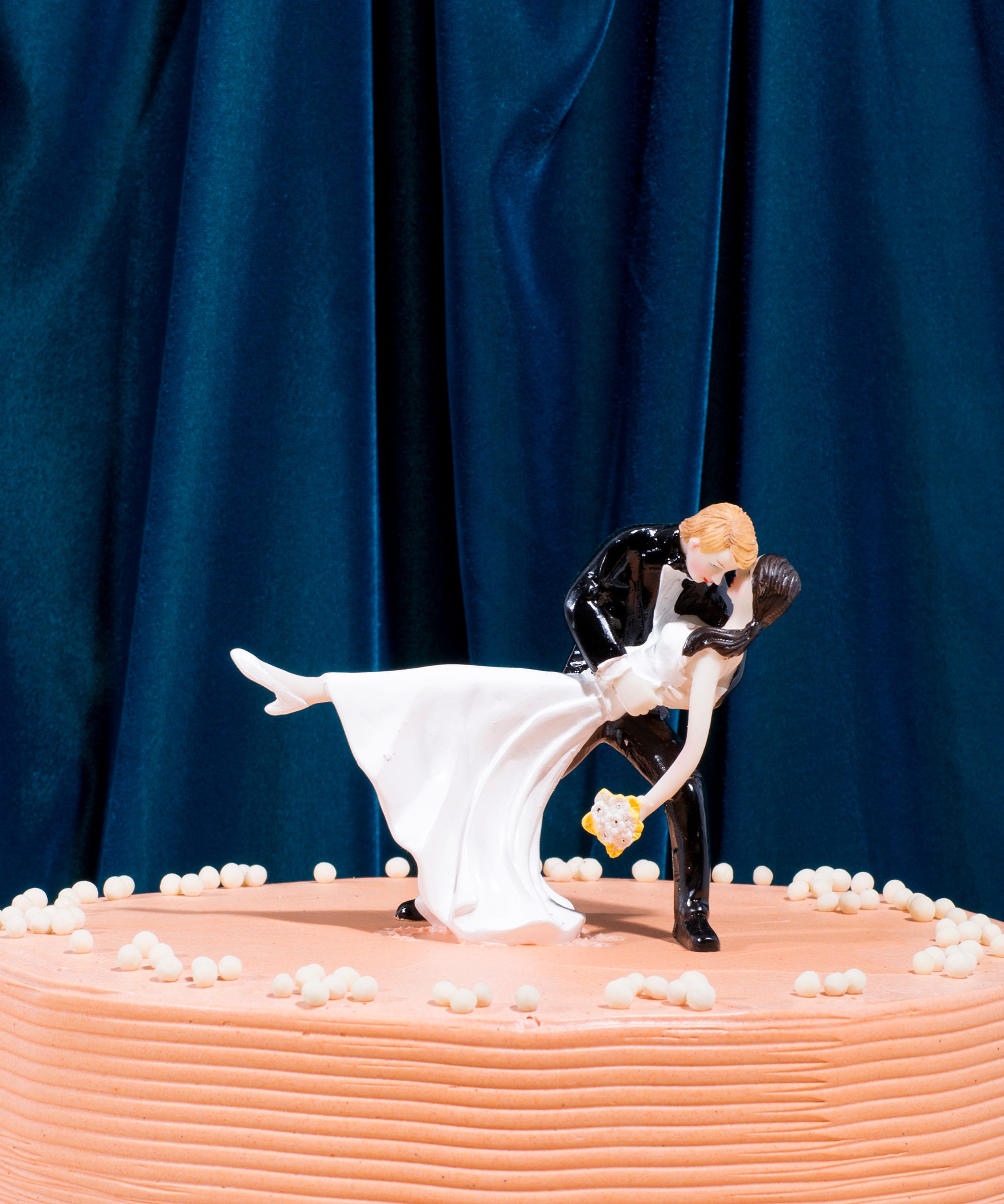 Indonesian celebs fairytale castle wedding cake