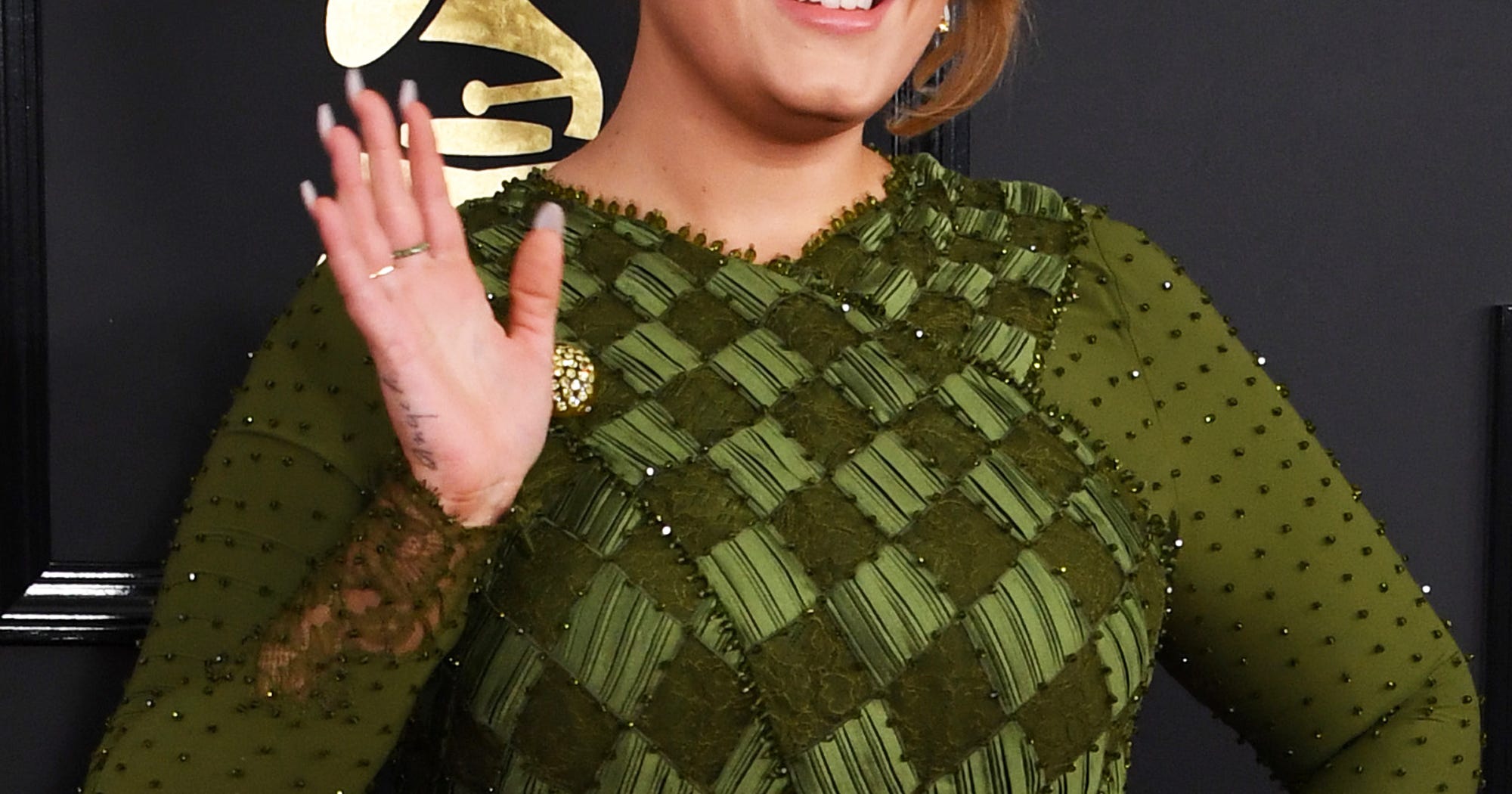 Adele Beyonce Lemonade Tribute Lemon Pin Outfit Detail