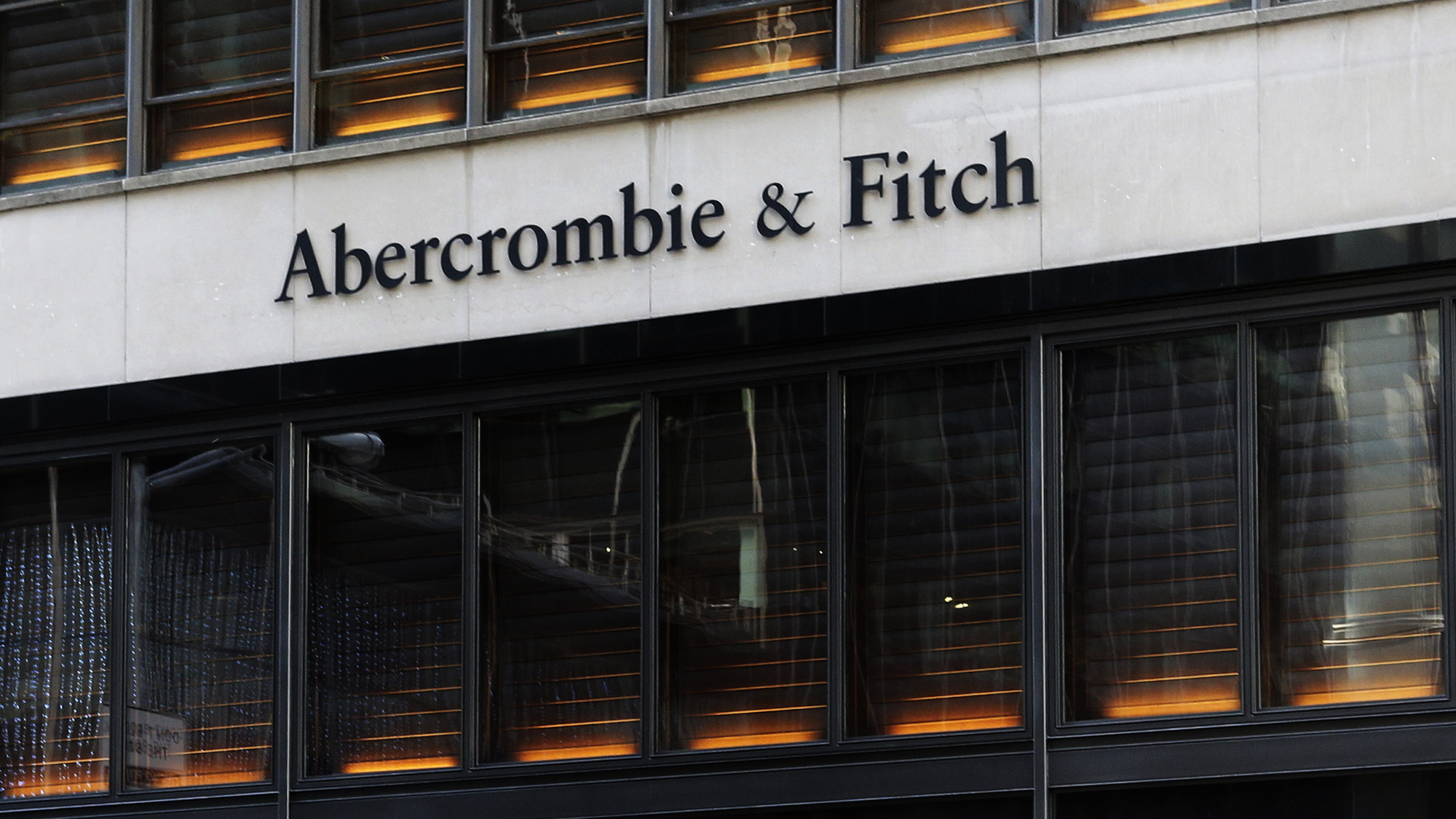 abercrombie and fitch bankrupt
