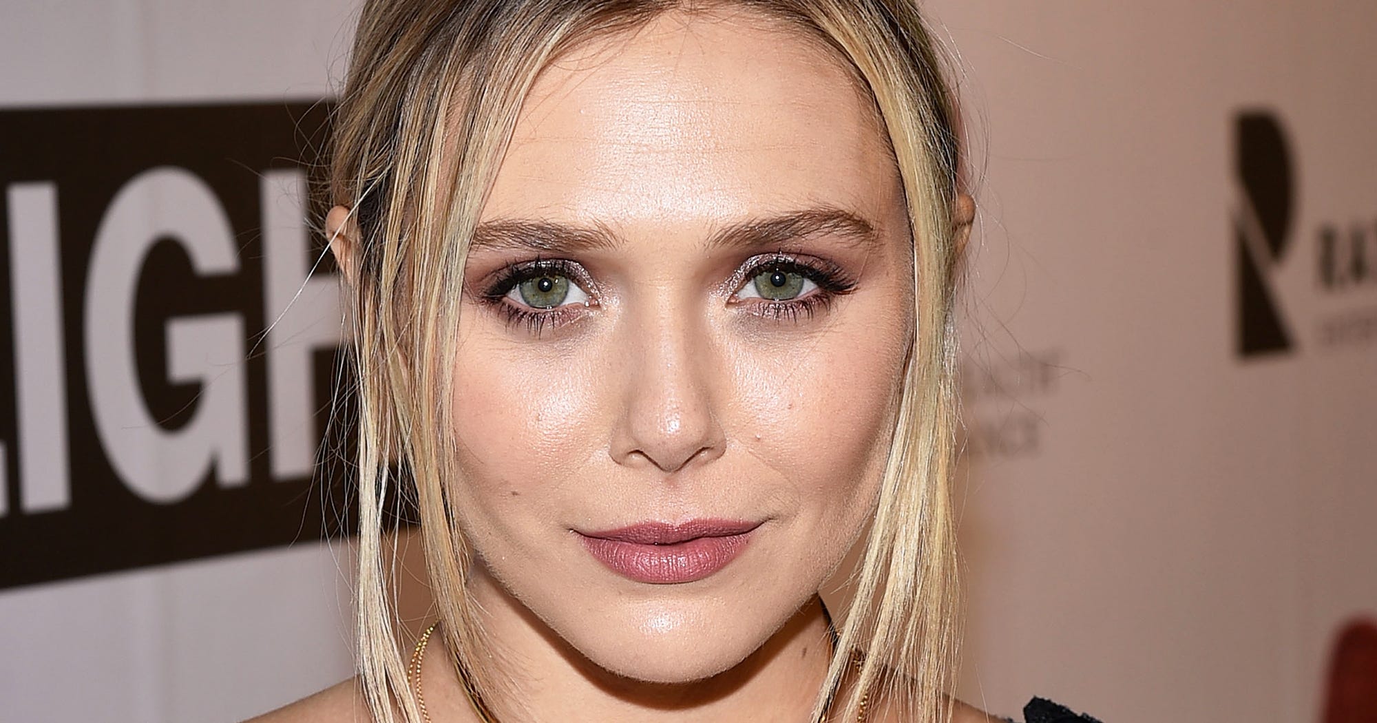 Saoirse Ronan Gold Hair Wrap - Red Carpet Hairstyles