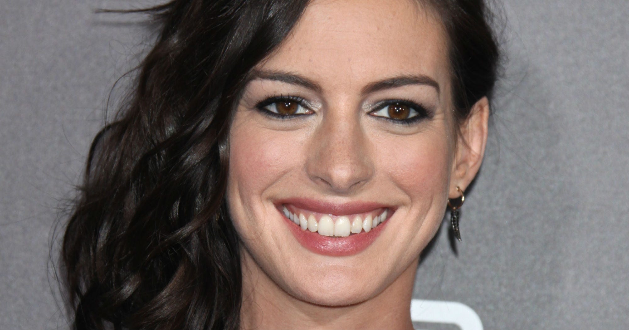 Anne Hathaway Birthday Fans Thank You