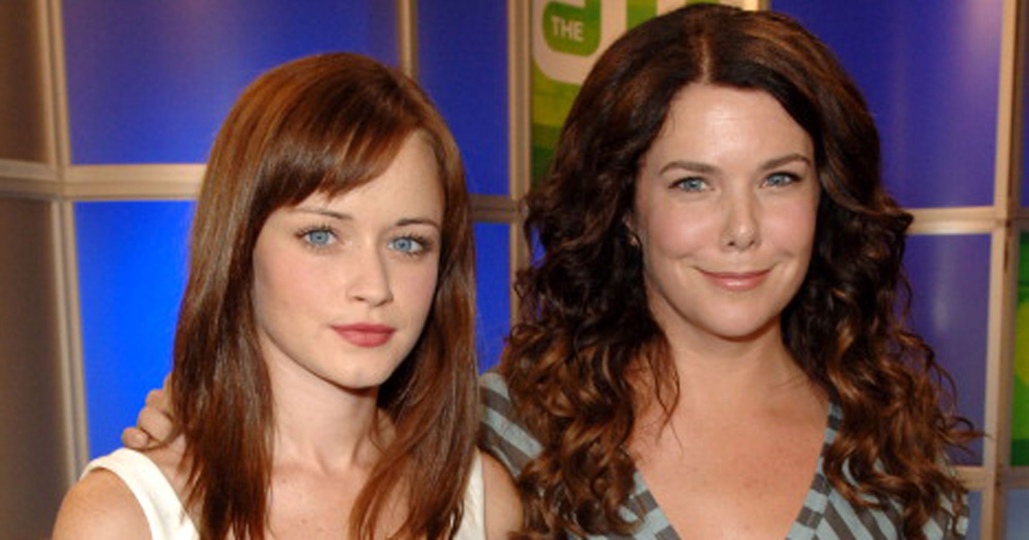 Gilmore Girls Stars Hollow Set Pictures