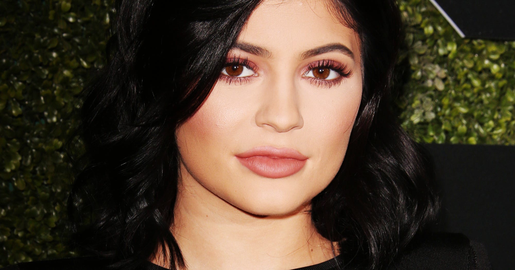 Kylie Jenner Reveals Scar On GQ Cover With Travis Scott
