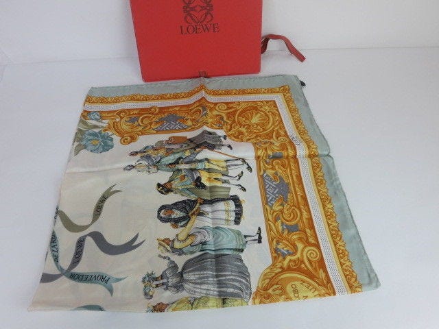 Foulard En Soie LEHNER Vintage - Dimensions 85 X 86 Cm - Noir - Occasion En Mousseline